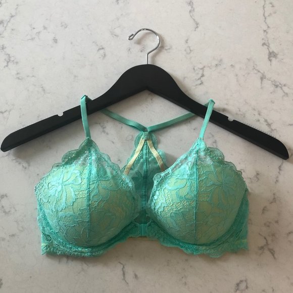 🎉LAST CHANCE 🎉 Victoria's Secret PINK Date Racerback Push-Up Bra - Picture 1 of 6